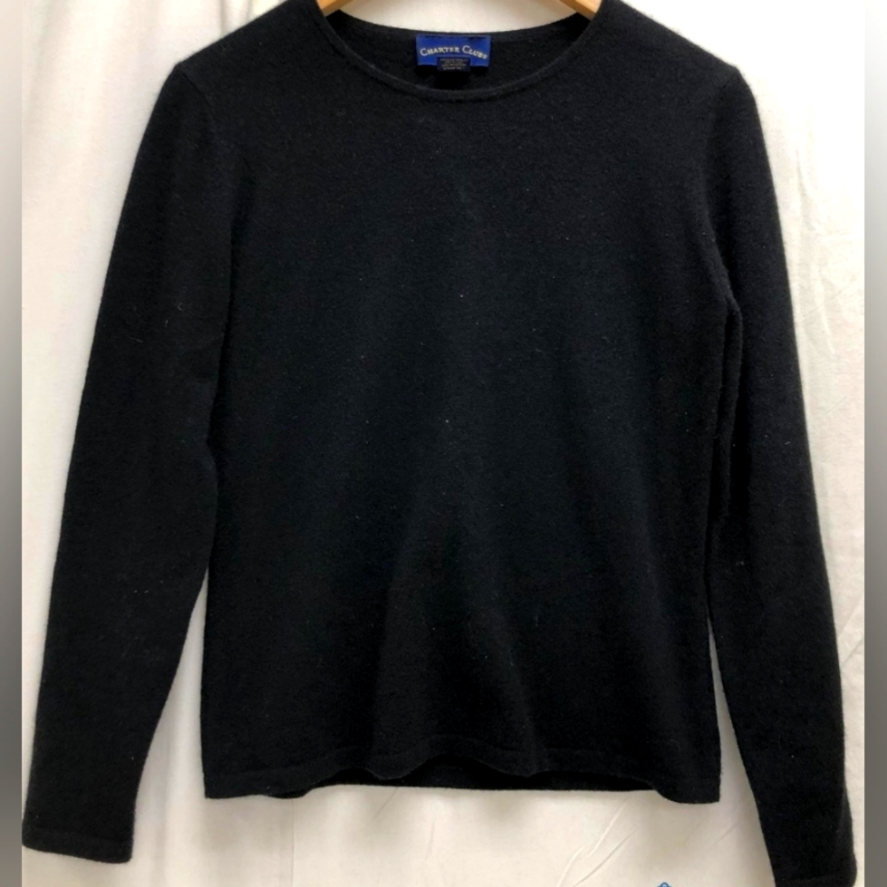 100% cashmere scoop neck sweater